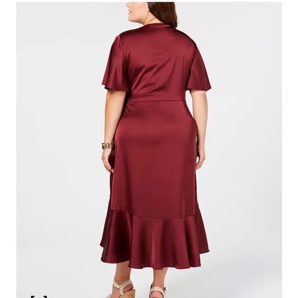 Trendy Plus Size Flounce Wrap Dress 1X - Picture 9 of 9